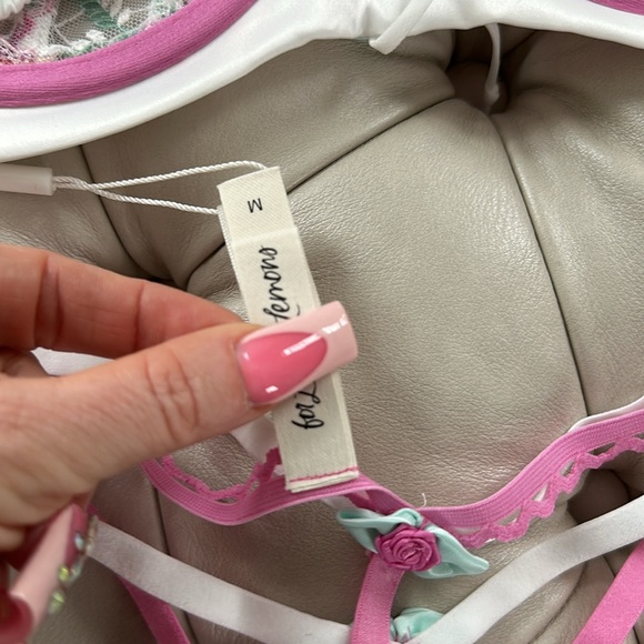 🍋NWT For Love & Lemons Festival Bra & Thong Panty Set, 34D & Size M Panty🍋 - Picture 14 of 17